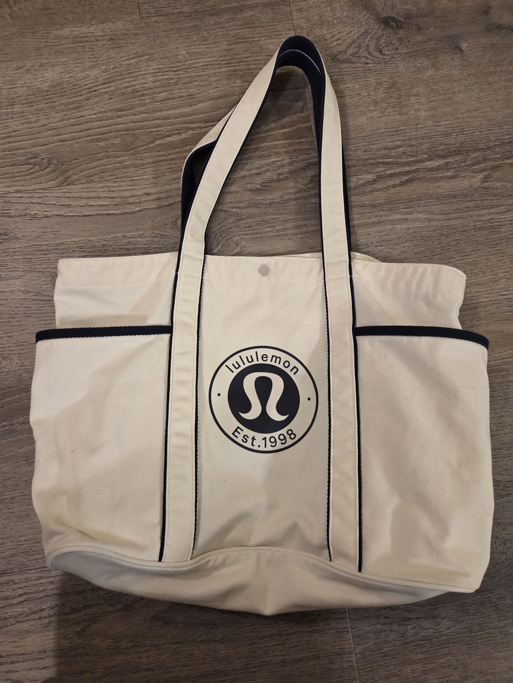 Daily Multi-Pocket Canvas Tote Bag 20L *Logo